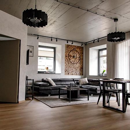 וילנה Hales Old Town Urban Apartments מראה חיצוני תמונה