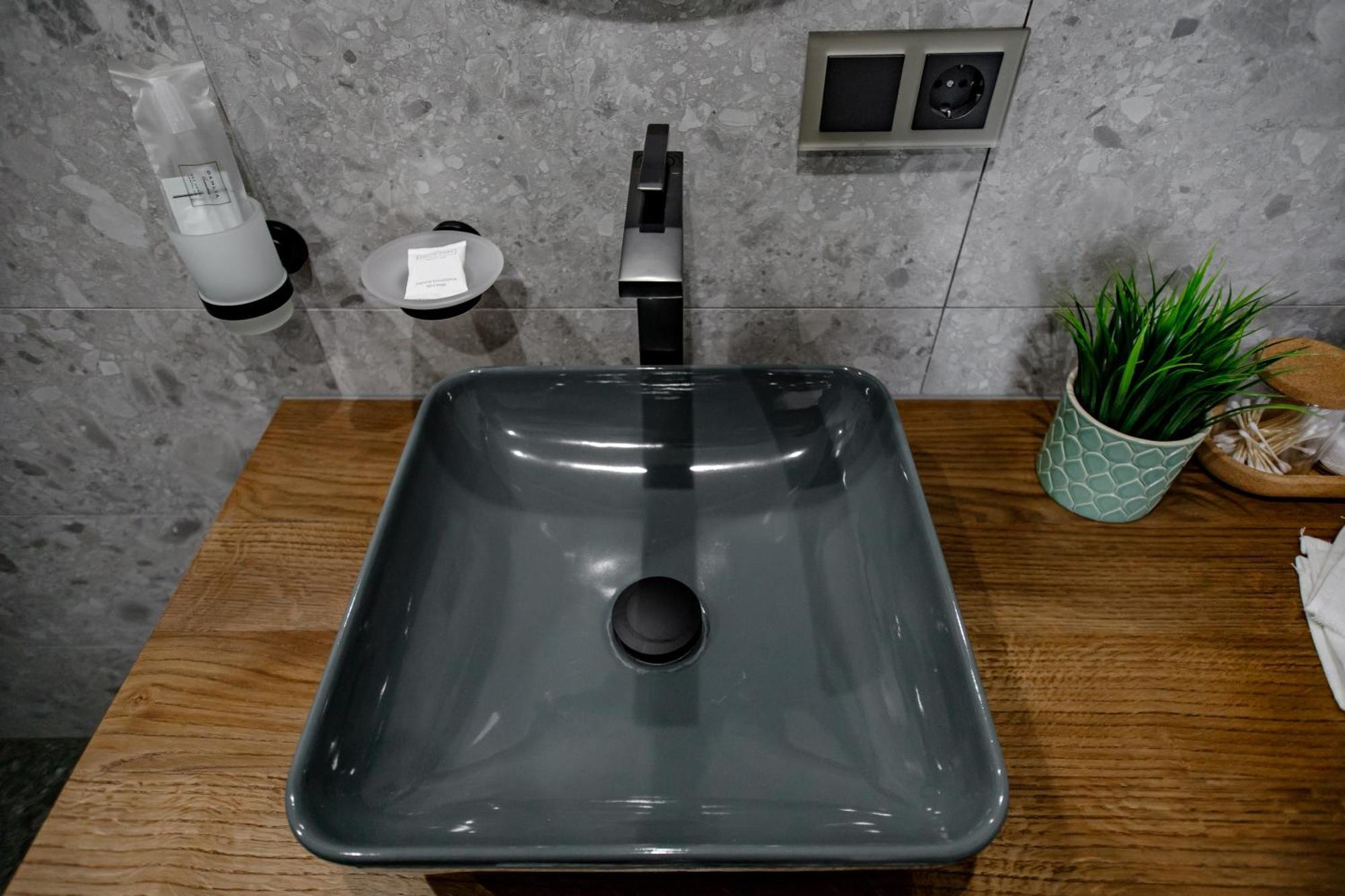 וילנה Hales Old Town Urban Apartments חדר תמונה