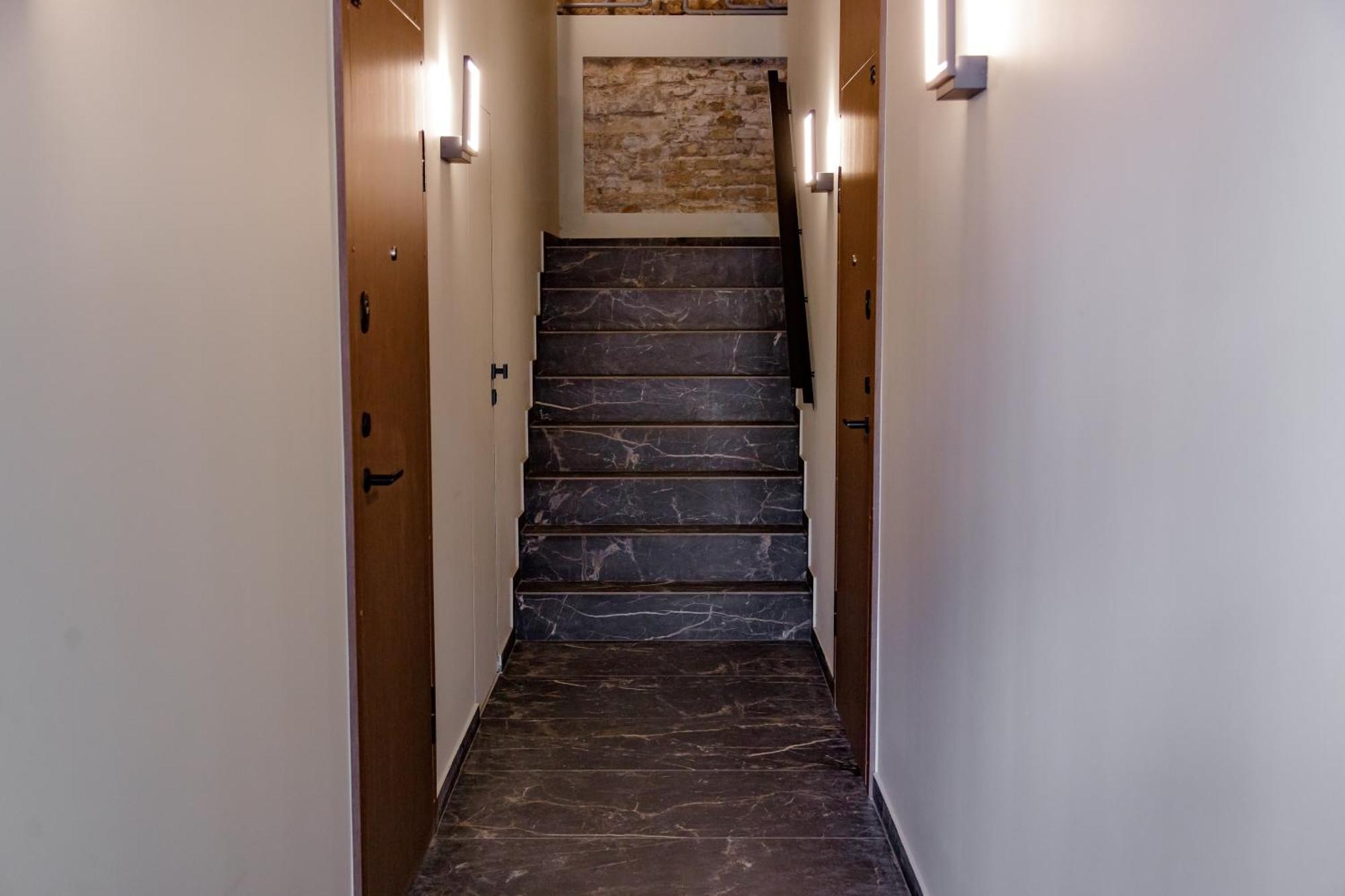 וילנה Hales Old Town Urban Apartments מראה חיצוני תמונה