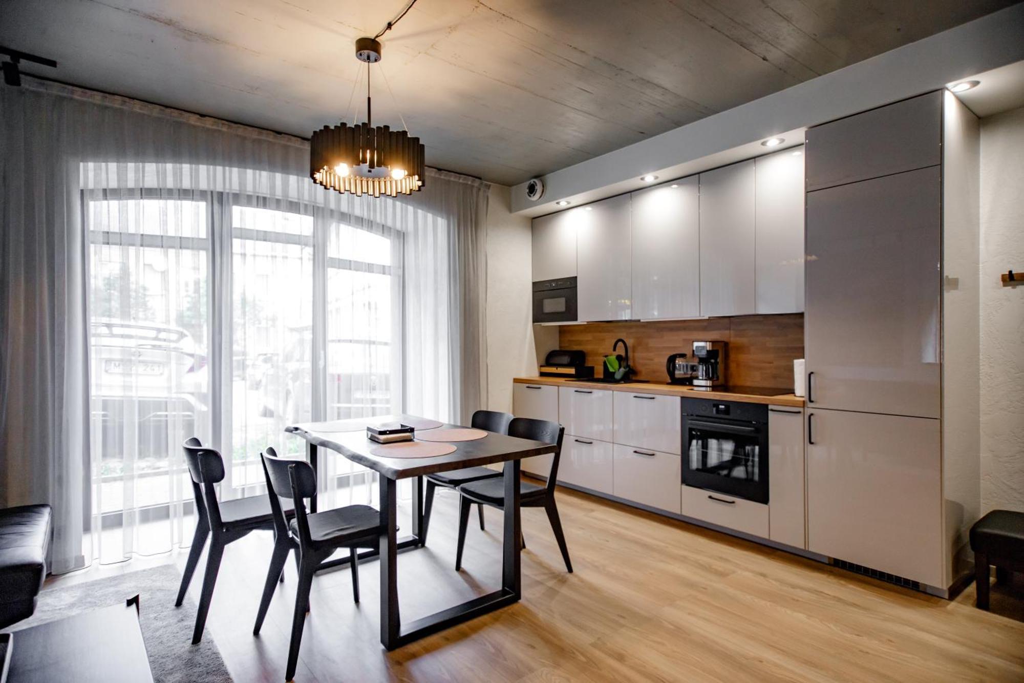 וילנה Hales Old Town Urban Apartments מראה חיצוני תמונה