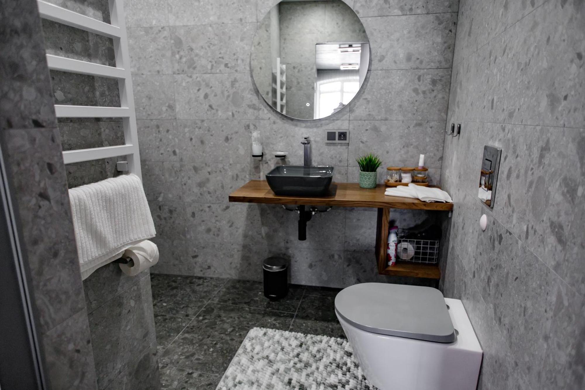 וילנה Hales Old Town Urban Apartments מראה חיצוני תמונה